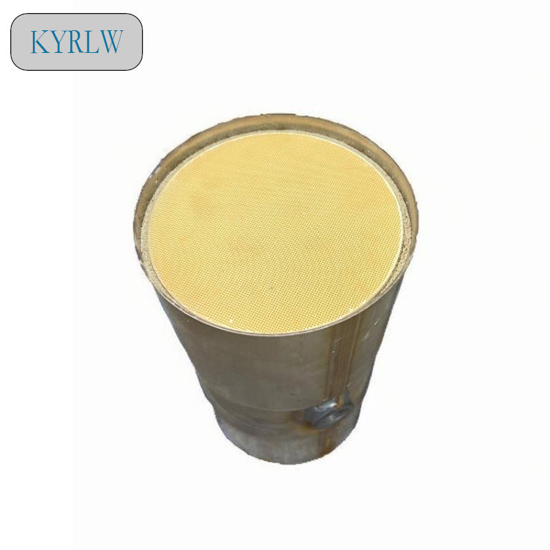 Ceramic catalyst converter with Metal shell include Oxygen sensor interface