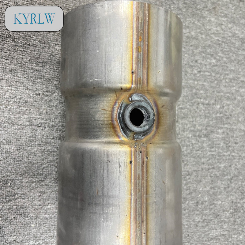Ceramic catalyst converter with Metal shell include Oxygen sensor interface
